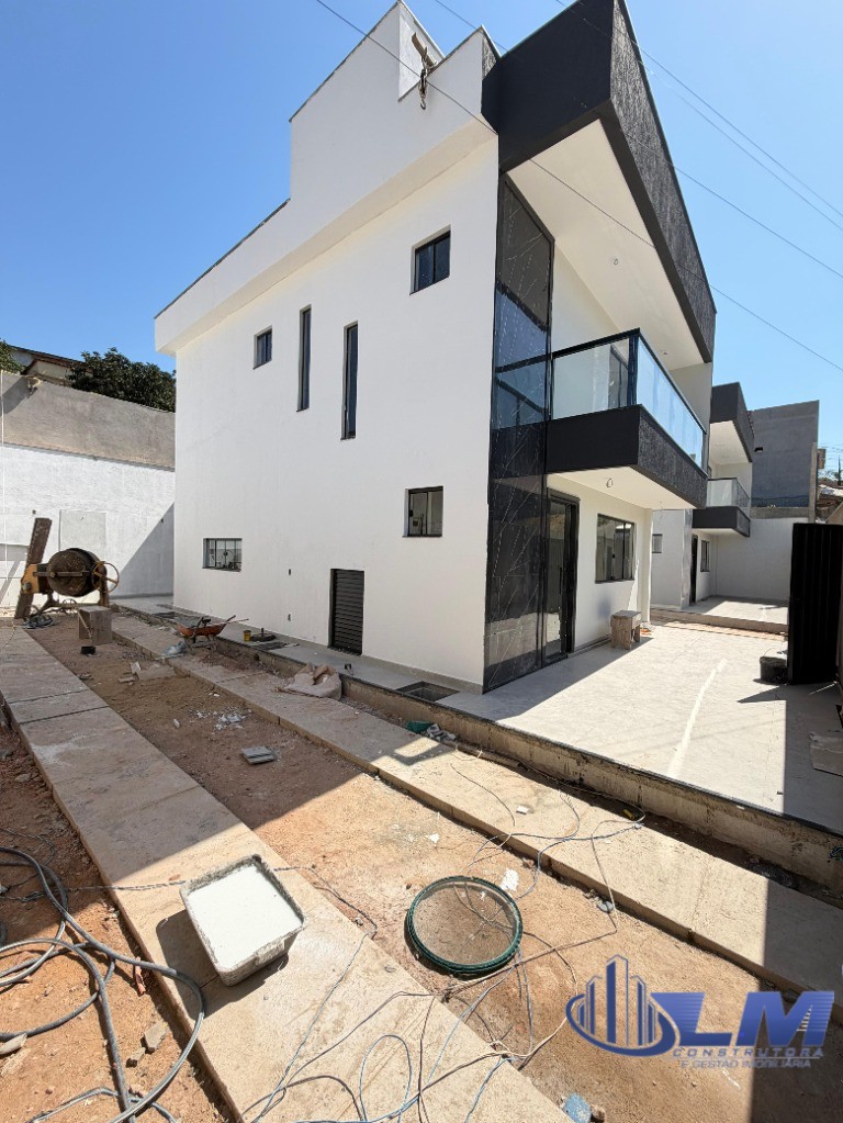 Casa, 3 quartos, 145 m² - Foto 2