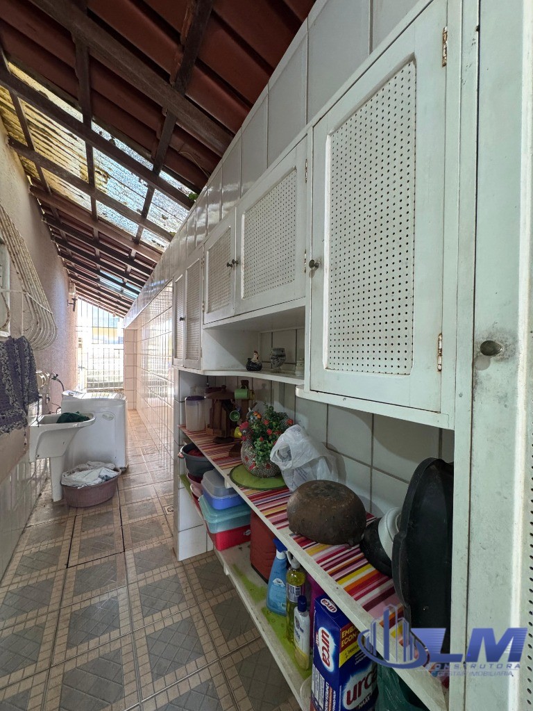 Casa, 6 quartos, 200 m² - Foto 22