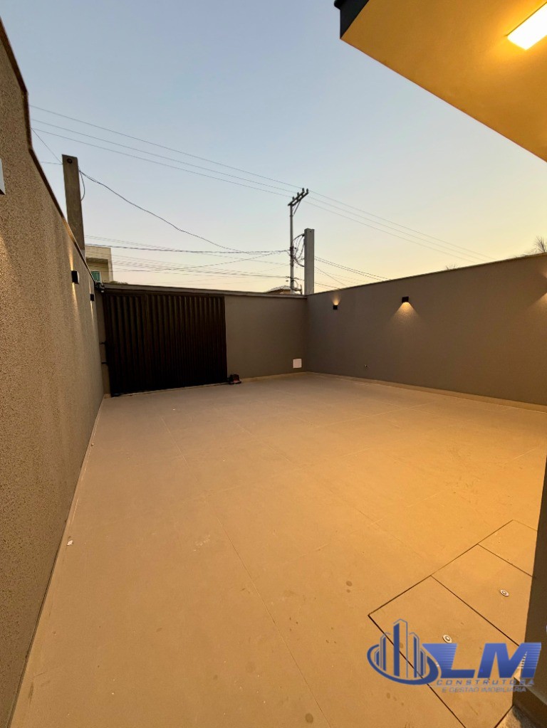 Casa, 3 quartos, 217 m² - Foto 3