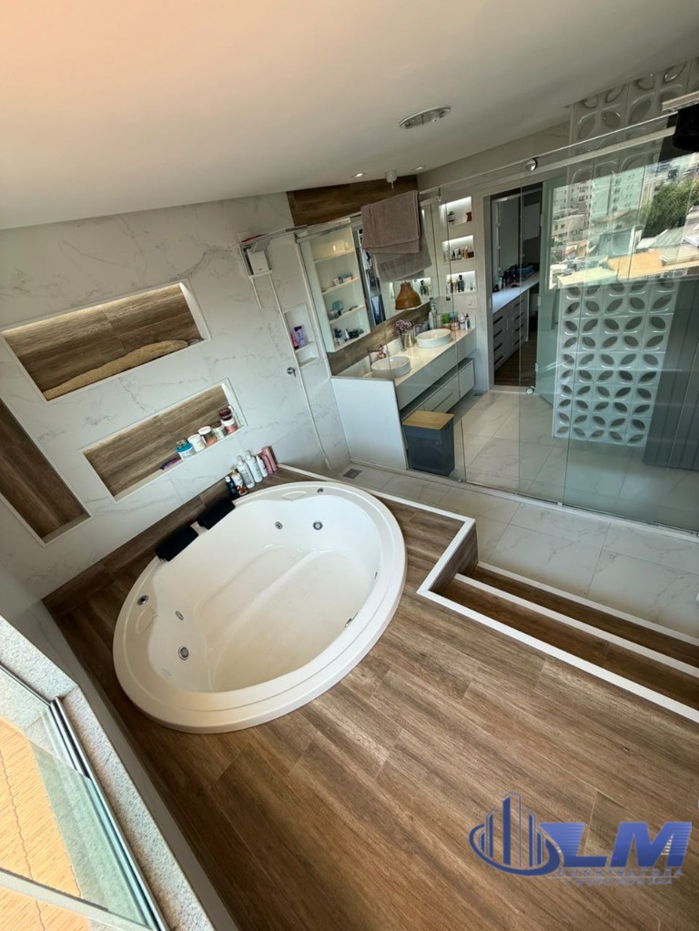 Casa, 4 quartos, 376 m² - Foto 43