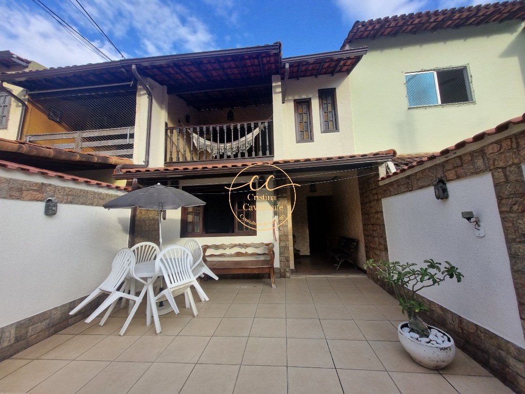 Casa, 3 quartos, 164 m² - Foto 1
