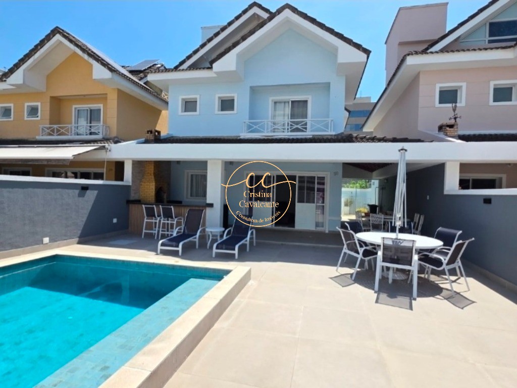 Casa, 5 quartos, 230 m² - Foto 1