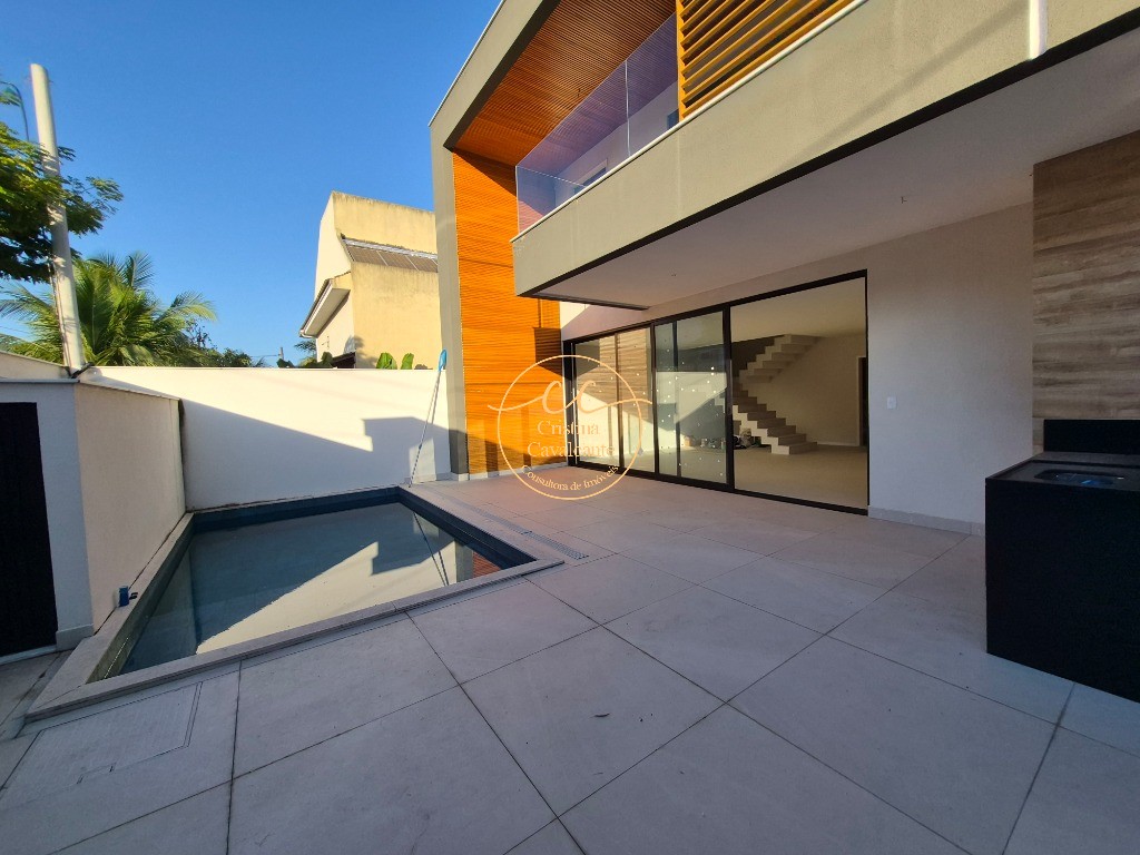 Casa, 4 quartos, 280 m² - Foto 1
