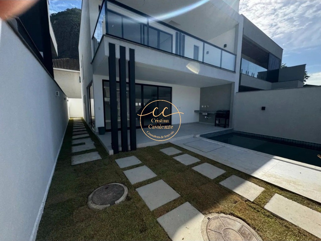 Casa, 4 quartos, 214 m² - Foto 1