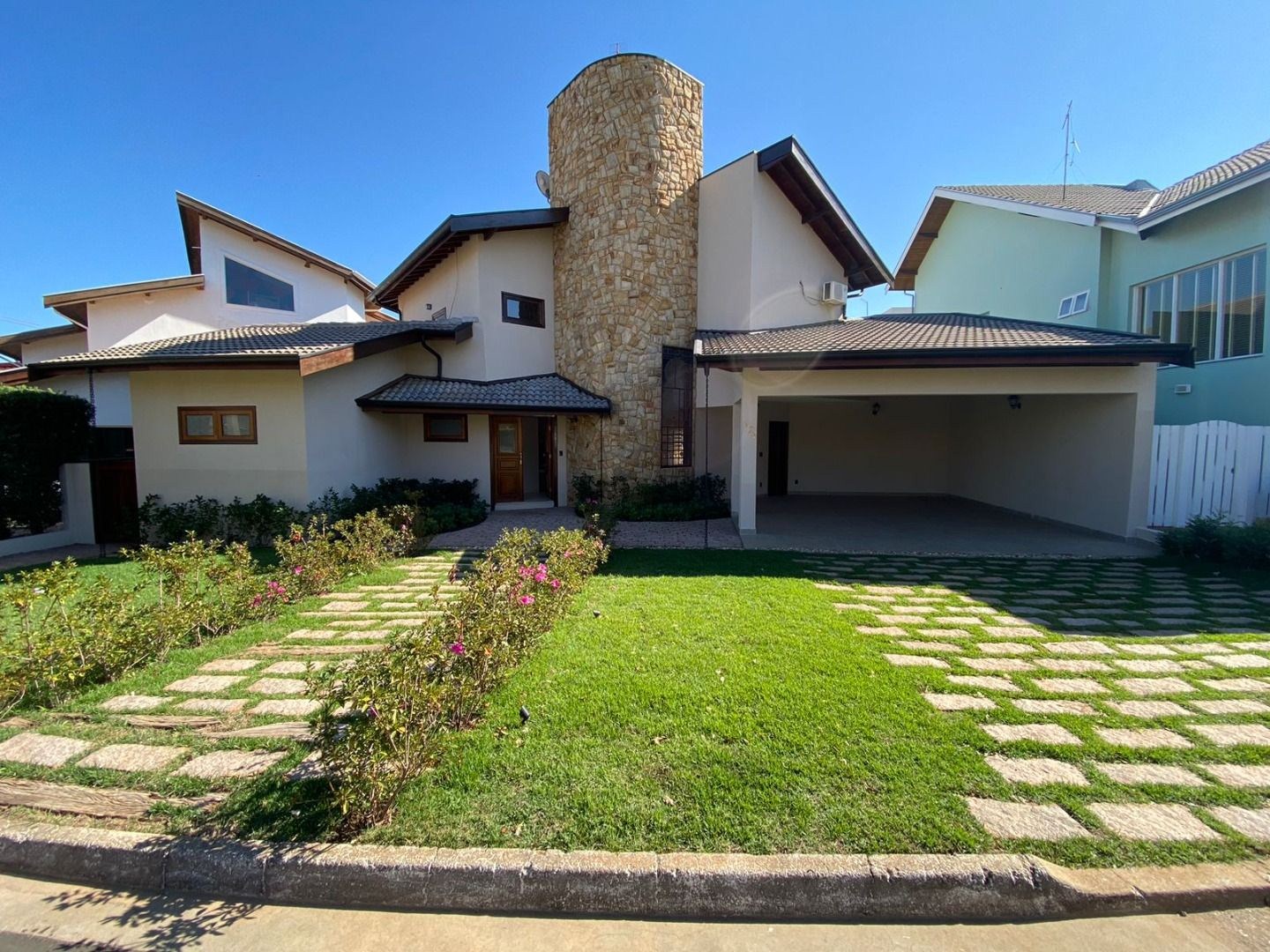 Casa, 4 quartos - Foto 1