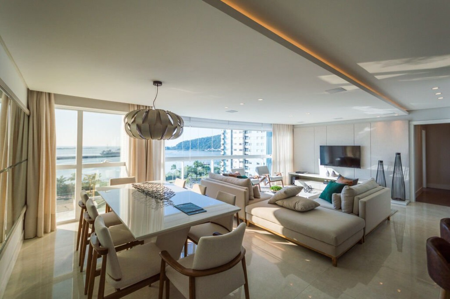 Cobertura, 3 quartos, 328 m² - Foto 2