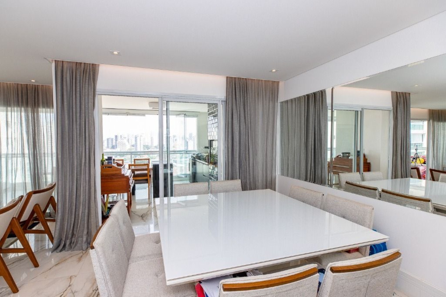 Apartamento, 3 quartos, 204 m² - Foto 6