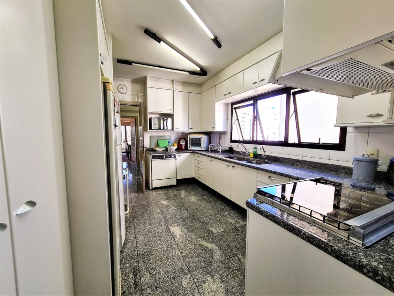 Apartamento, 4 quartos, 257 m² - Foto 22
