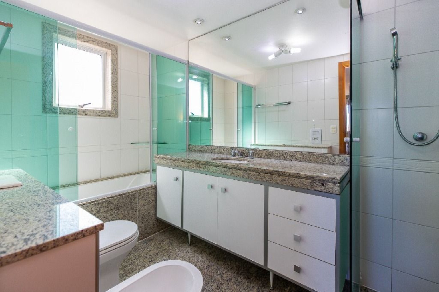 Apartamento, 3 quartos, 218 m² - Foto 30