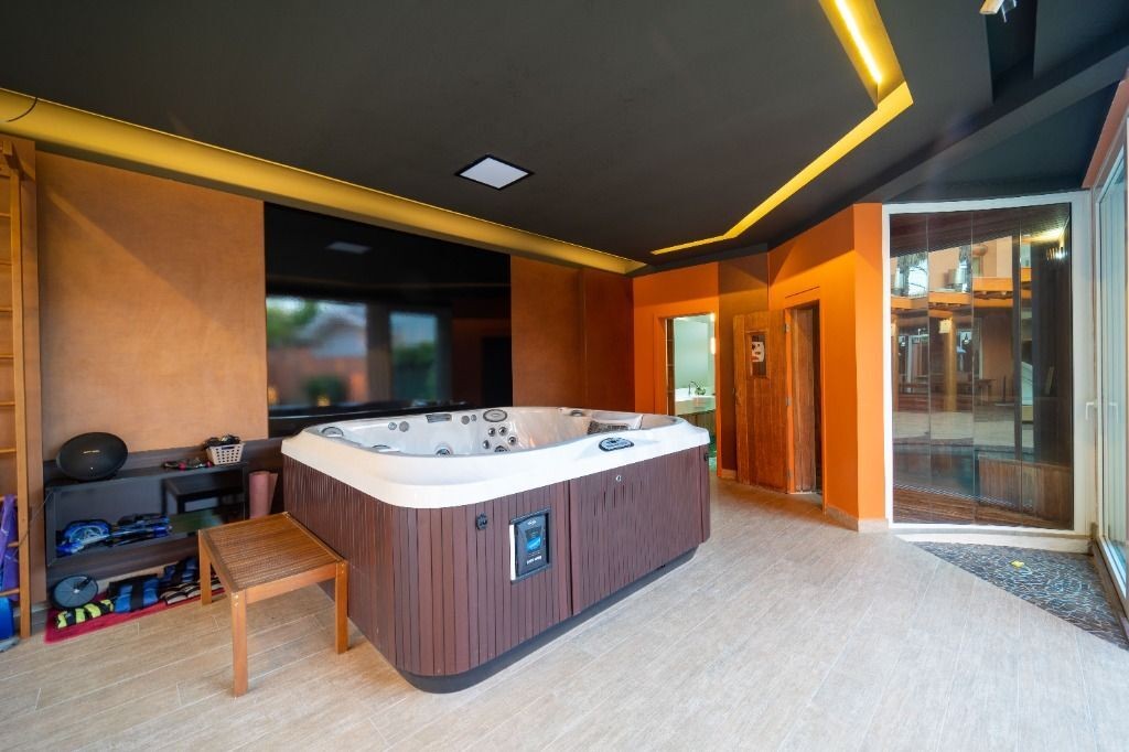 Casa à venda com 6 quartos, 865m² - Foto 96