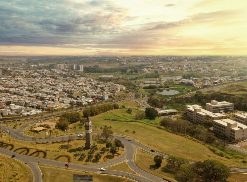 Loteamento e Condomínio, 748 m² - Foto 5