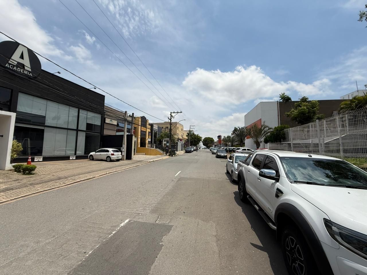 Loteamento e Condomínio, 555 m² - Foto 4