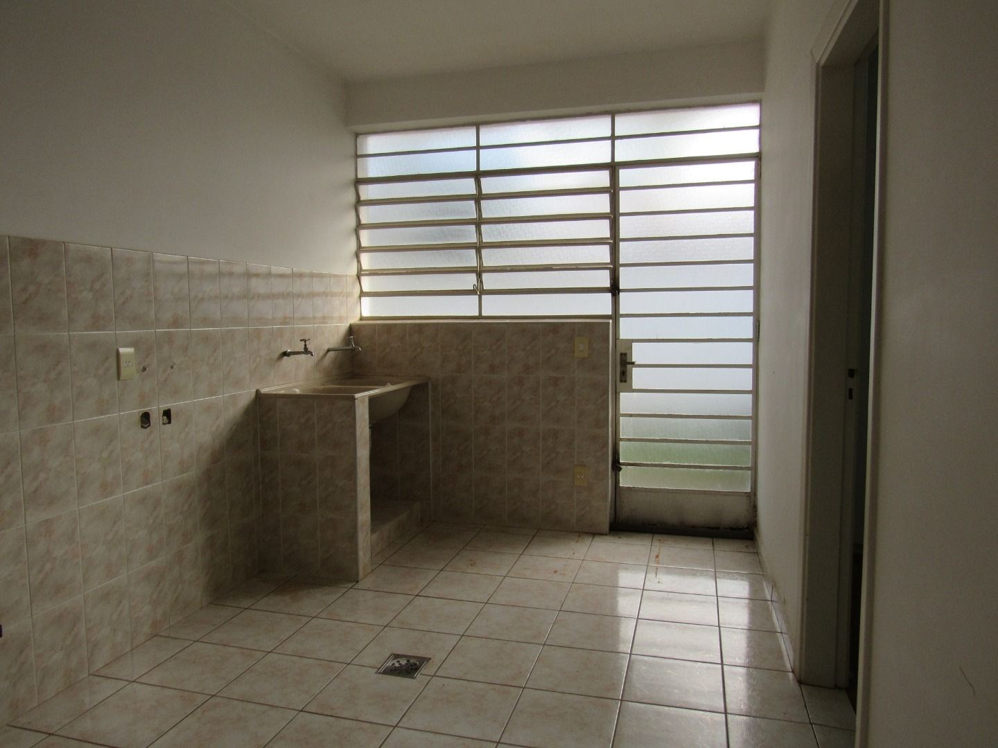 Prédio Inteiro - Foto 17