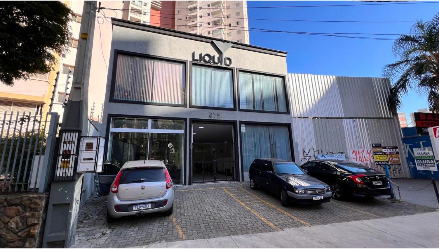 Prédio Inteiro - Foto 1