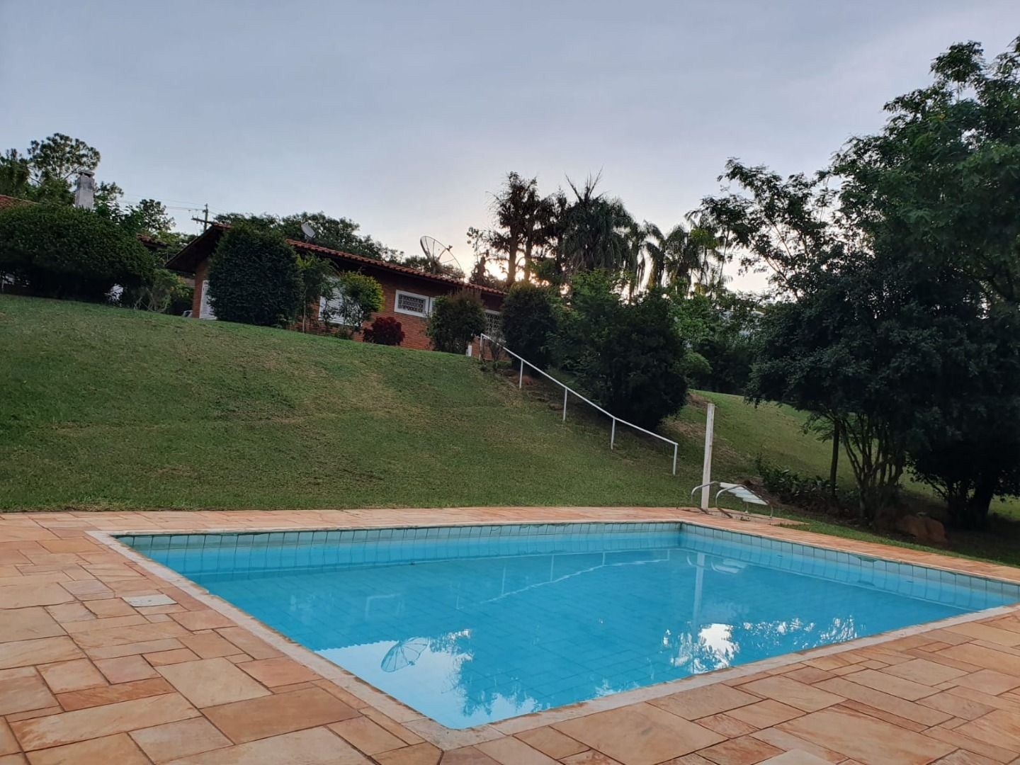 Sítio, 3 quartos, 4400 m² - Foto 1