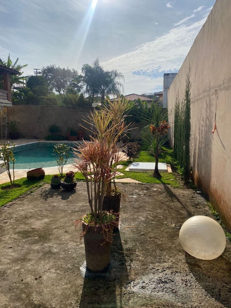 Sítio, 4 quartos, 600 m² - Foto 2