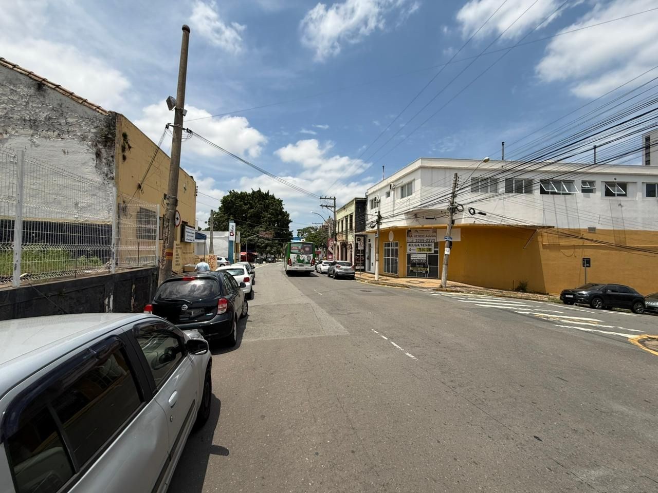 Loteamento e Condomínio, 555 m² - Foto 2