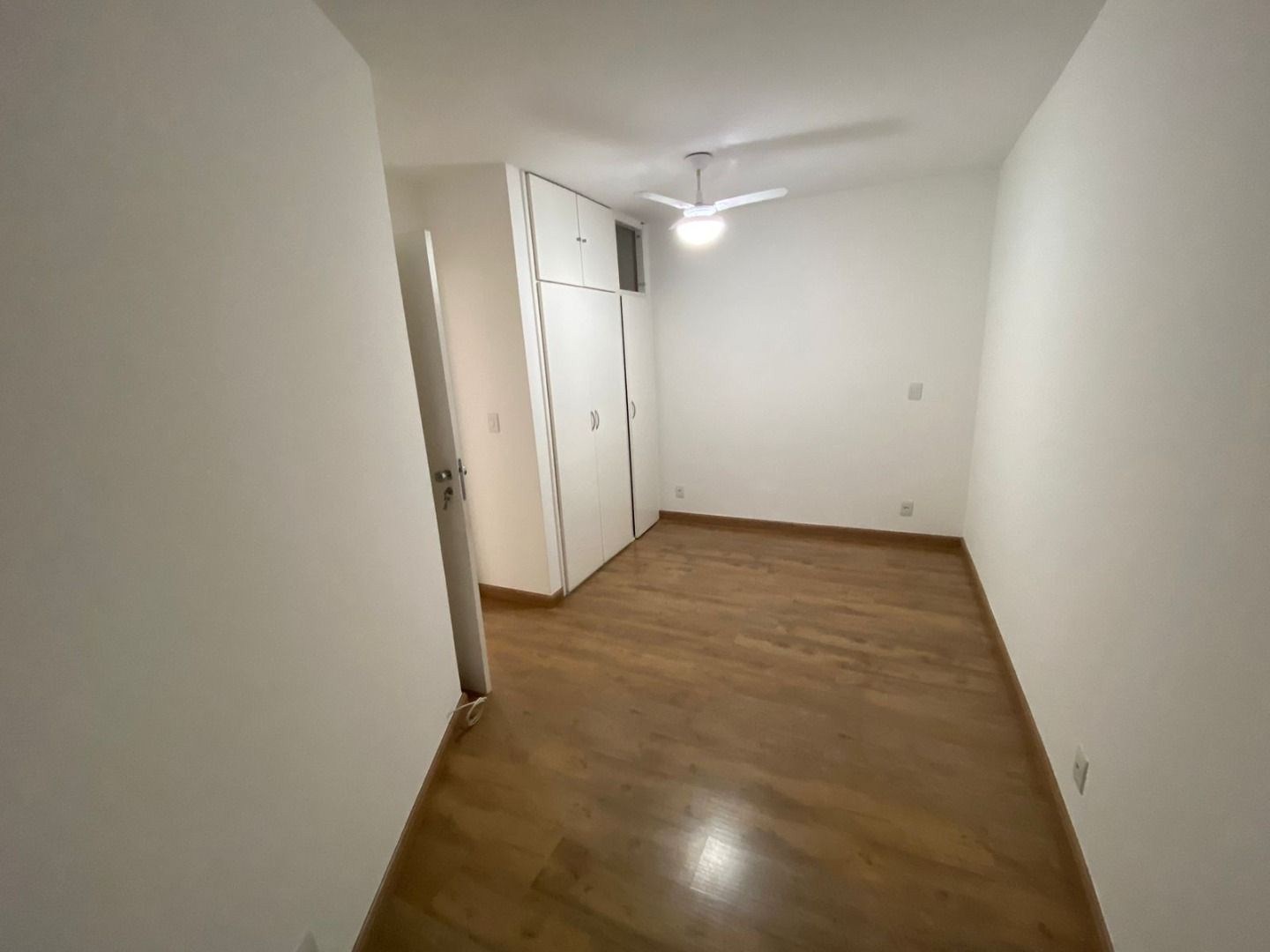 Apartamento, 1 quarto, 61 m² - Foto 5