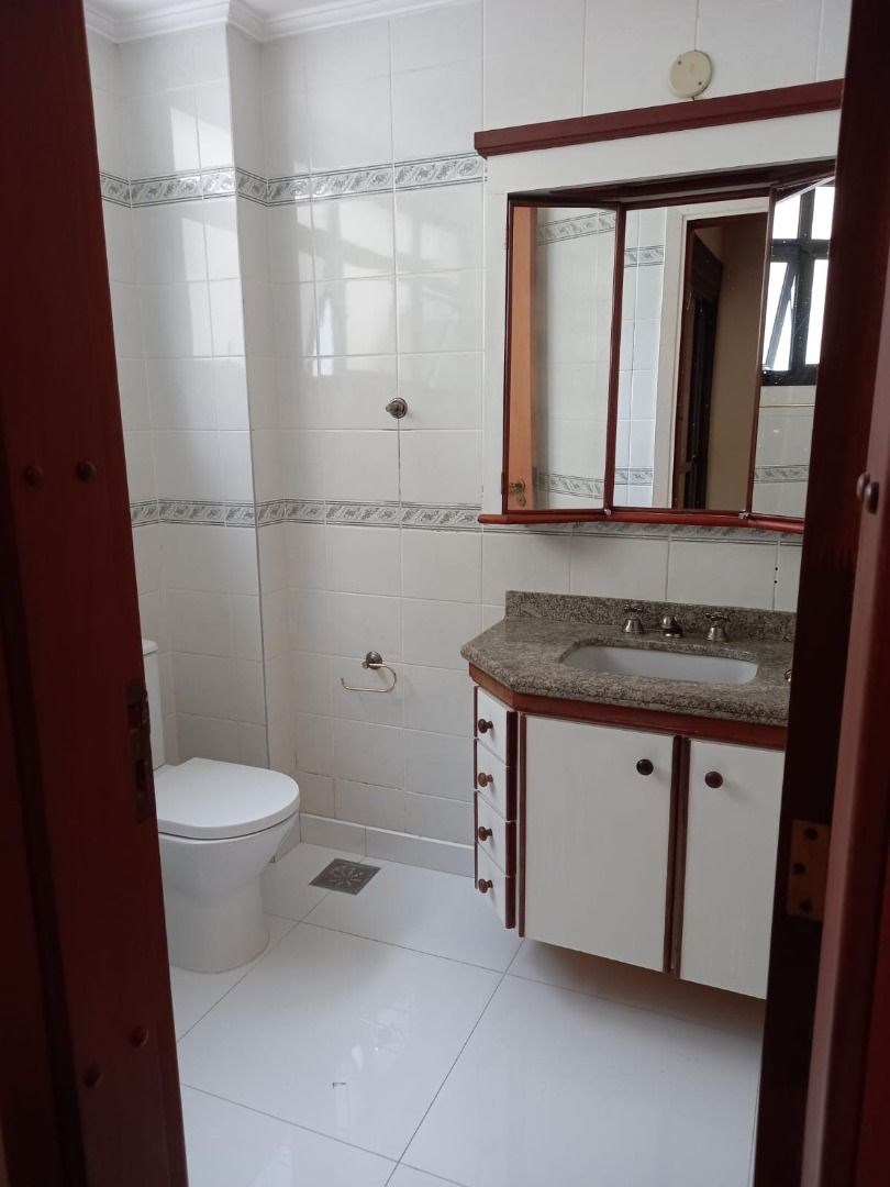 Apartamento, 3 quartos, 198 m² - Foto 1