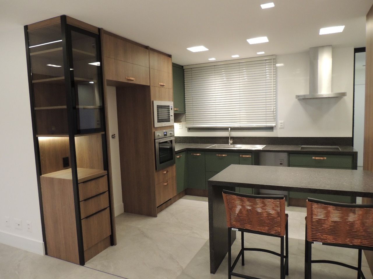Apartamento, 2 quartos, 110 m² - Foto 1