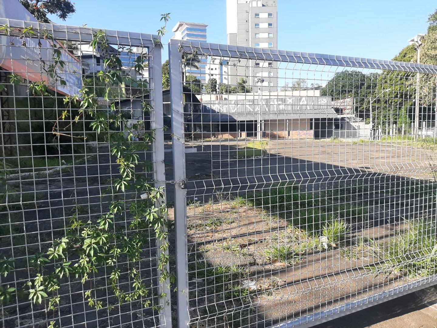 Loteamento e Condomínio, 1713 m² - Foto 3