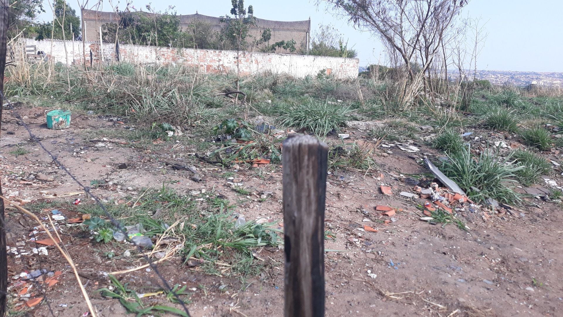 Loteamento e Condomínio, 1371 m² - Foto 3
