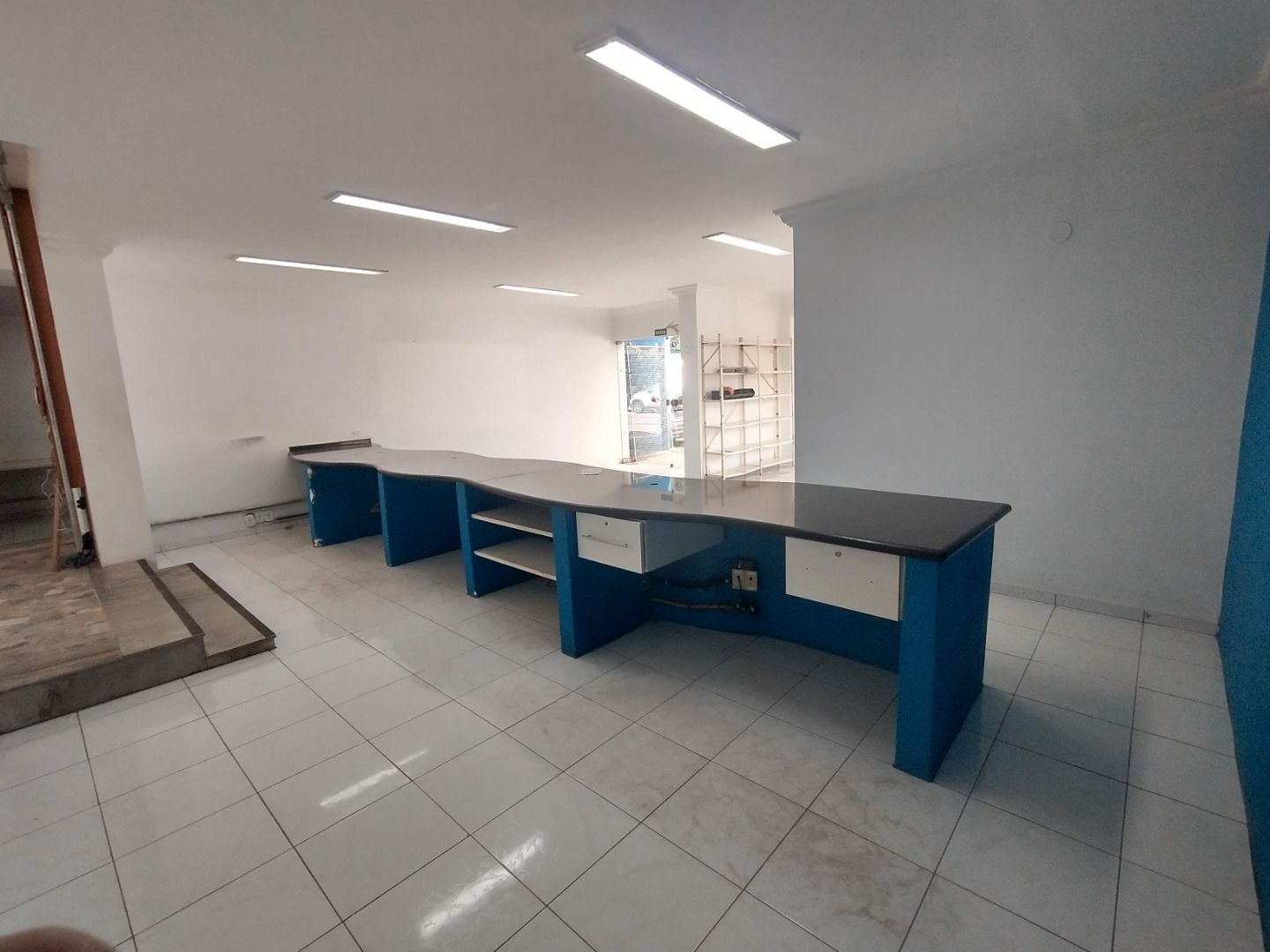 Prédio Inteiro - Foto 6