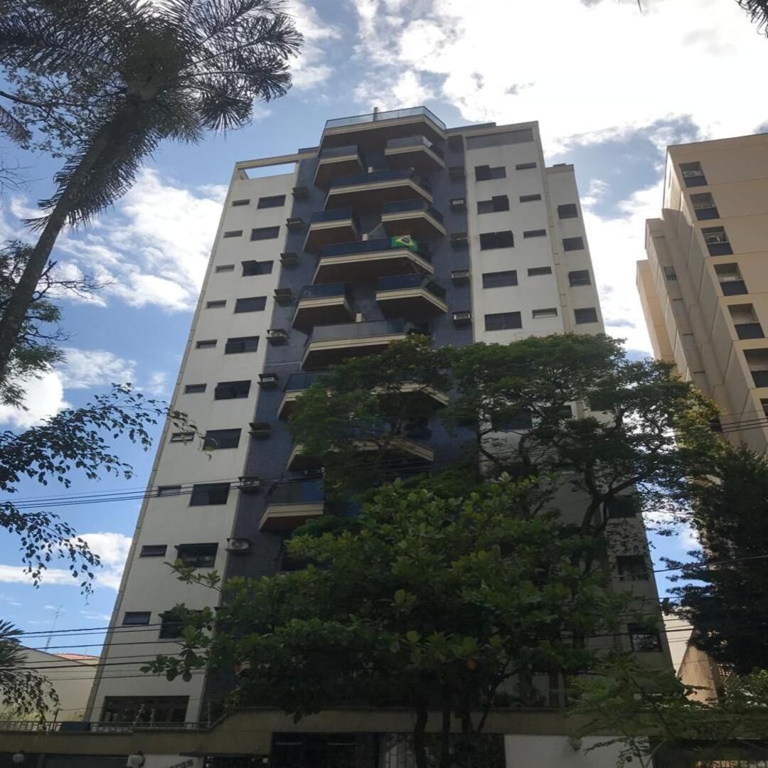 Apartamento, 3 quartos, 130 m² - Foto 1