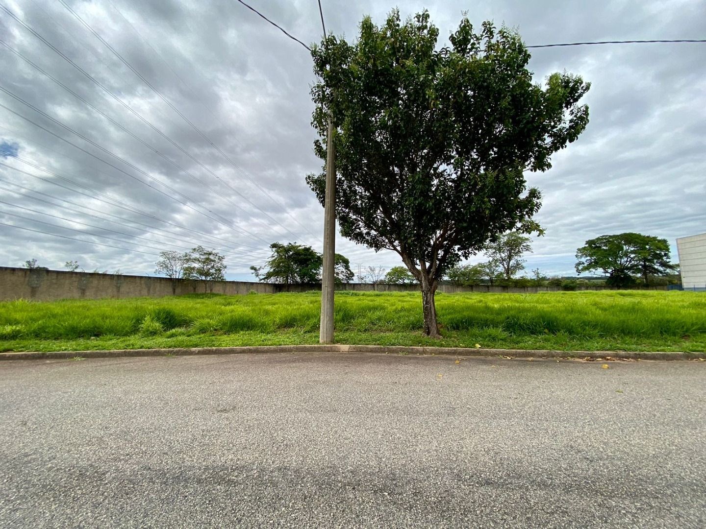 Loteamento e Condomínio, 1500 m² - Foto 14