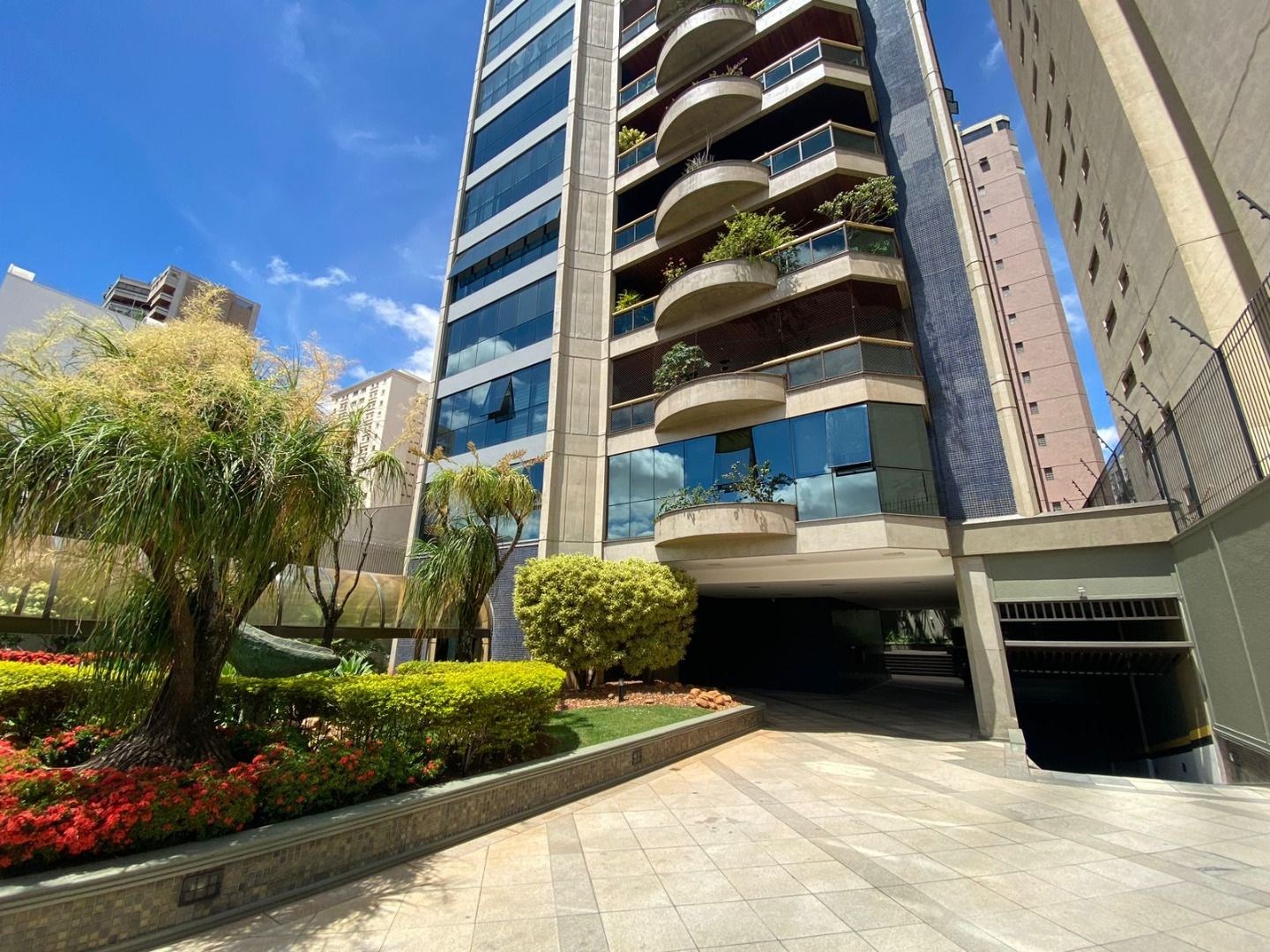 Apartamento, 4 quartos, 409 m² - Foto 1