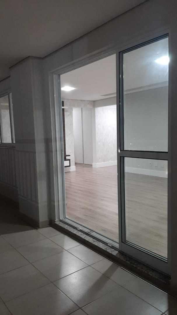 Apartamento, 3 quartos, 132 m² - Foto 3