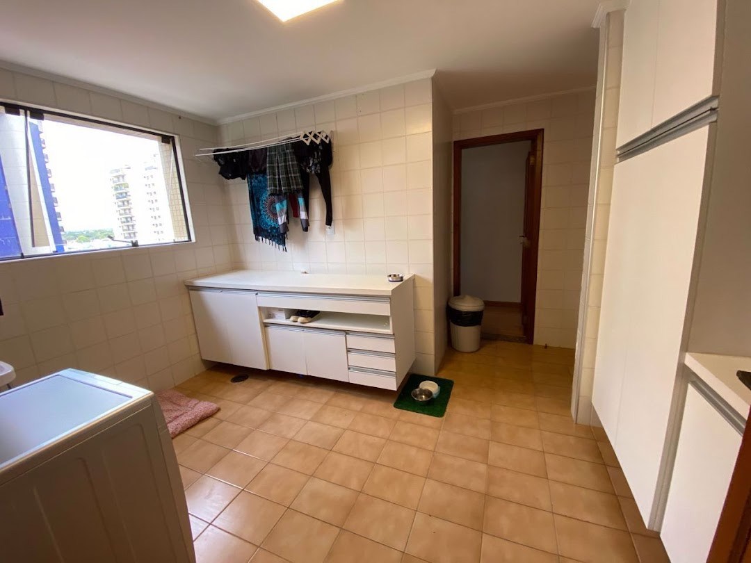 Apartamento, 4 quartos, 240 m² - Foto 2