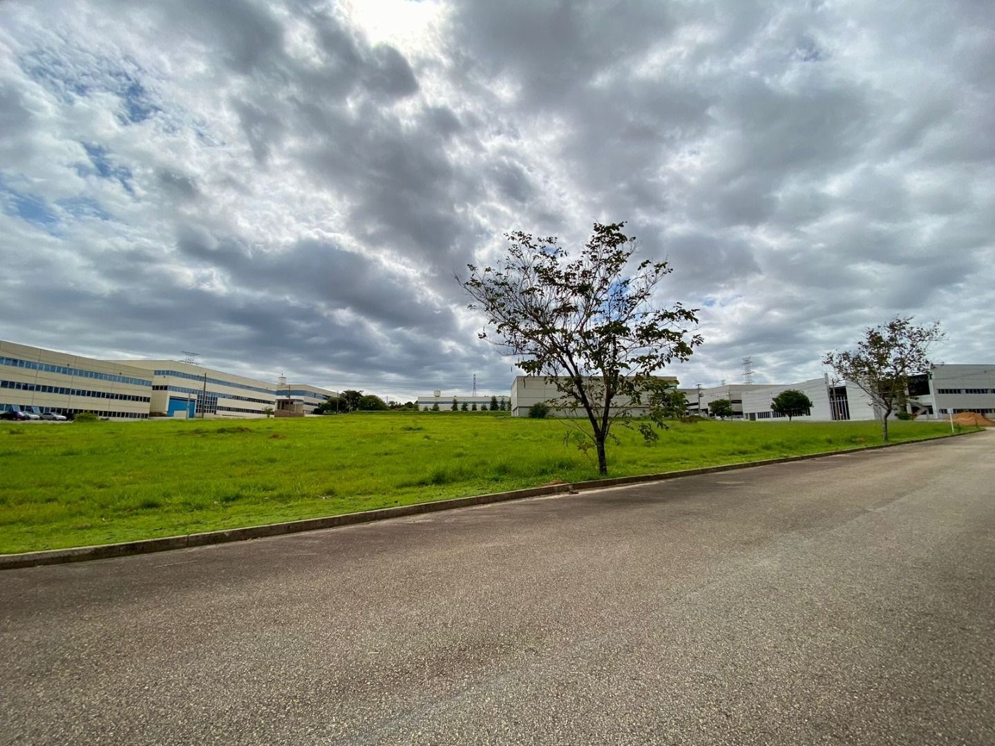 Loteamento e Condomínio, 1500 m² - Foto 13