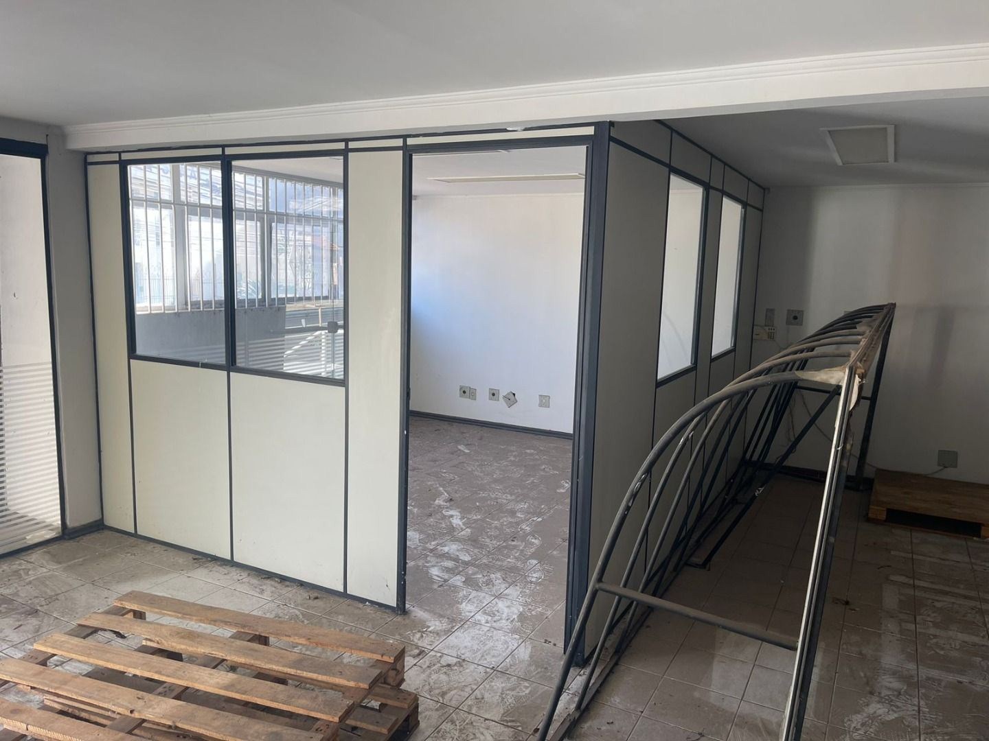 Prédio Inteiro - Foto 17