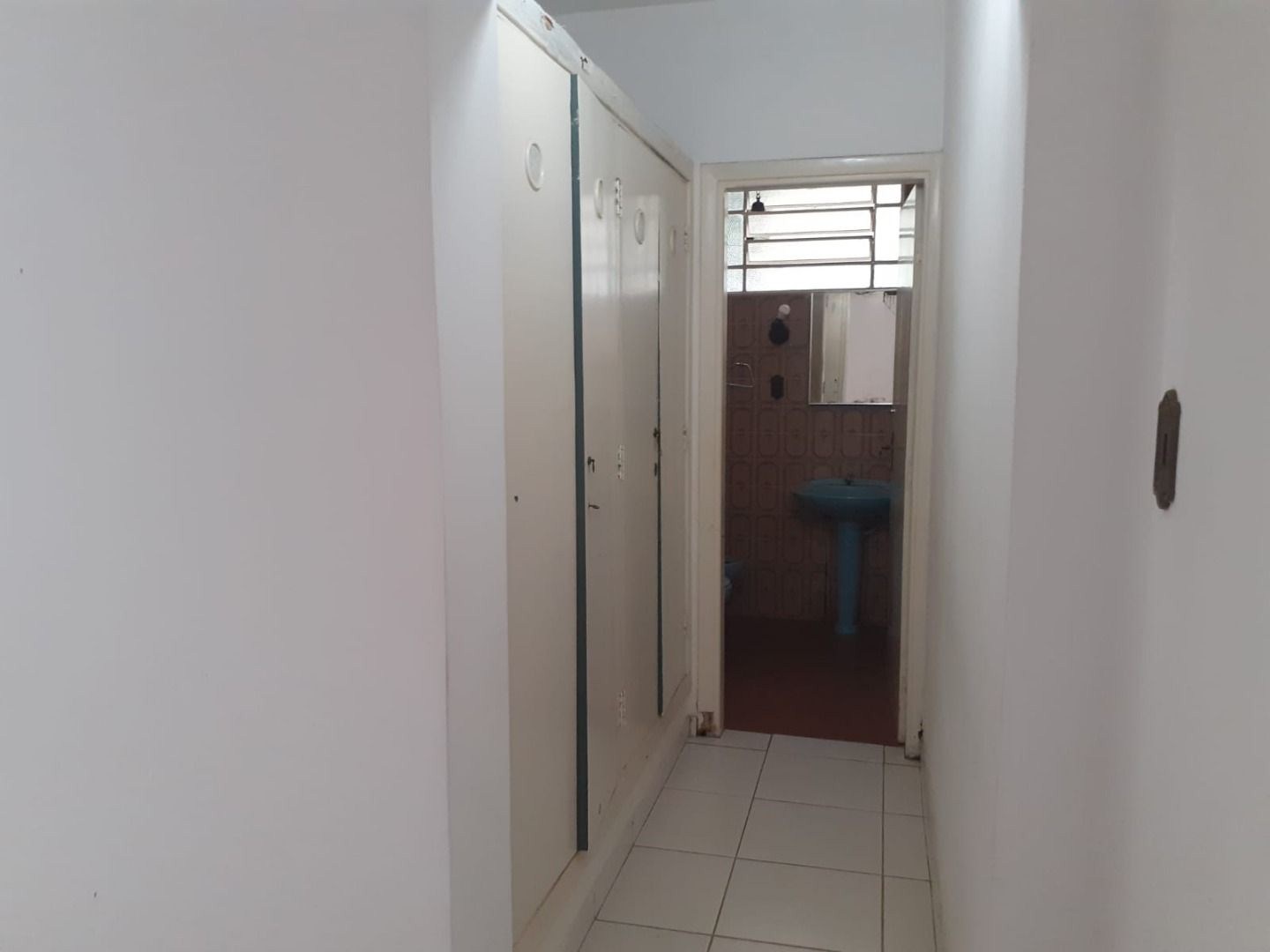 Prédio Inteiro - Foto 1