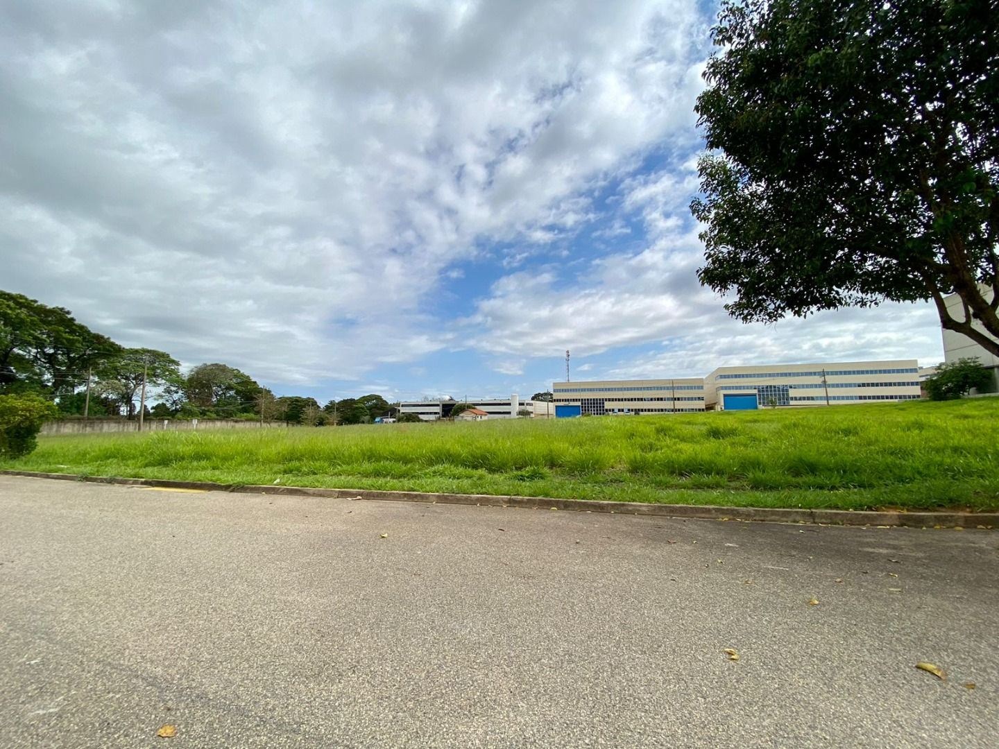 Loteamento e Condomínio, 1500 m² - Foto 12