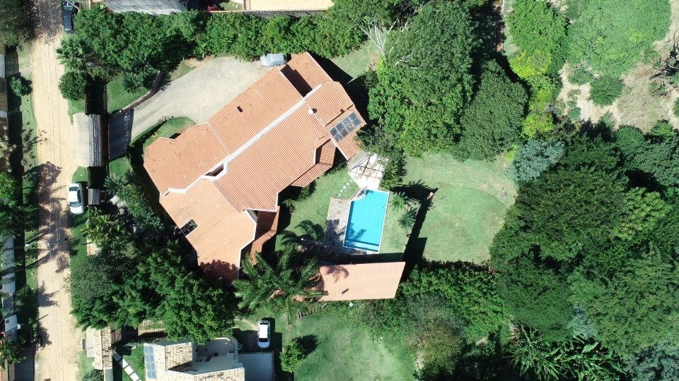 Sítio, 5 quartos, 2400 m² - Foto 4