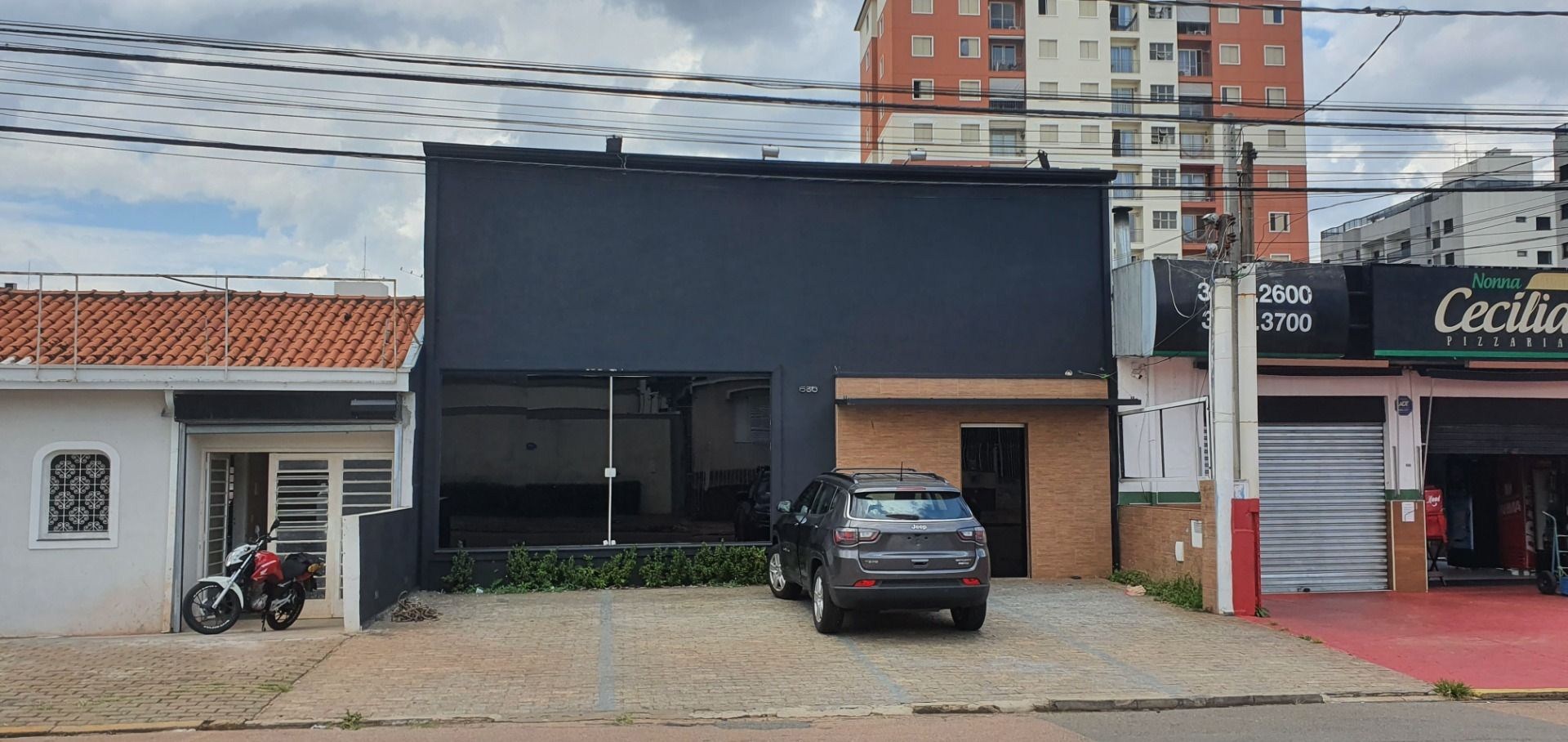 Prédio Inteiro - Foto 1
