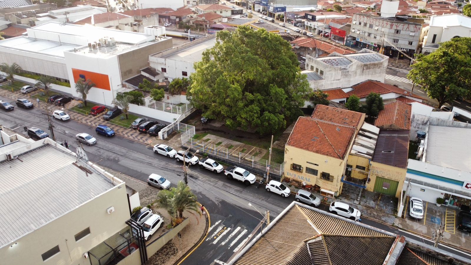 Loteamento e Condomínio, 555 m² - Foto 12