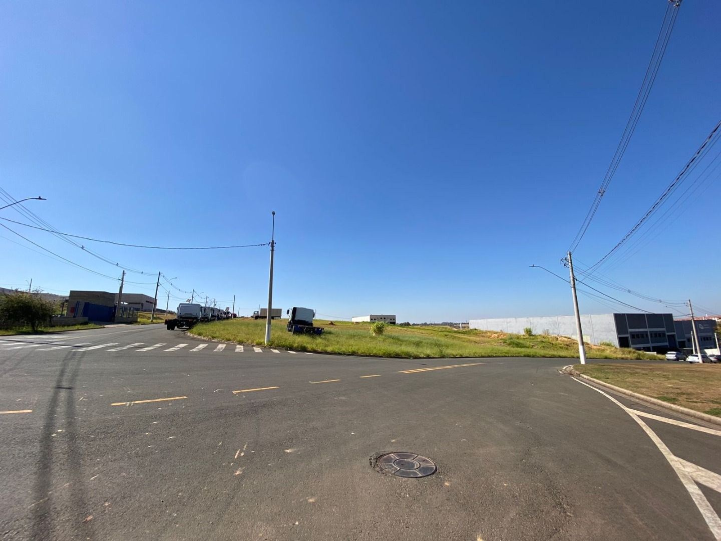 Loteamento e Condomínio, 1248 m² - Foto 1