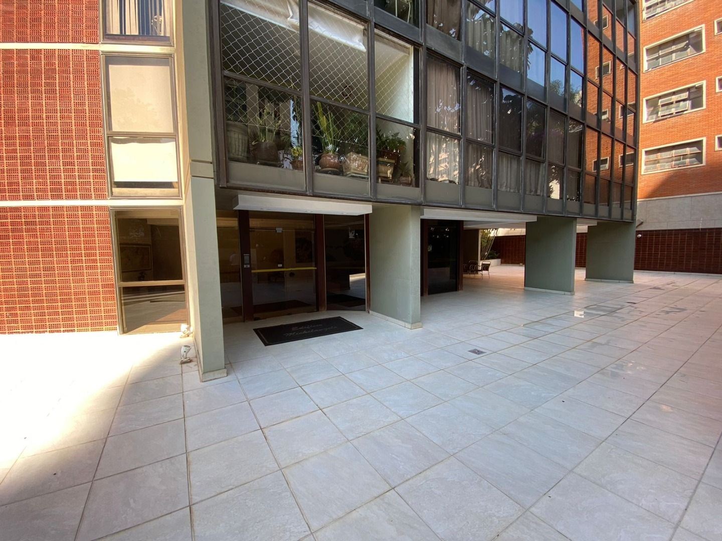 Apartamento, 4 quartos, 373 m² - Foto 2