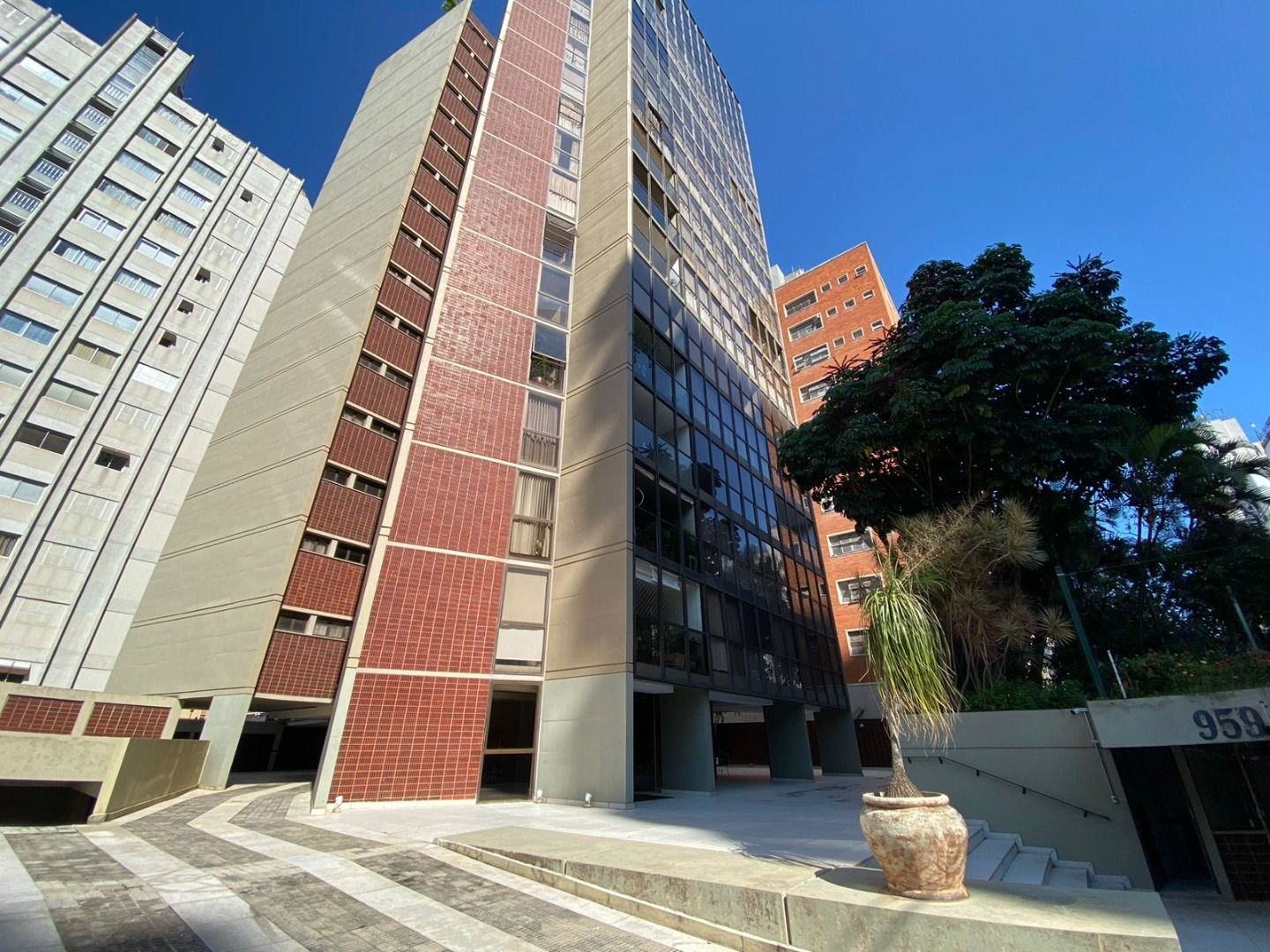Apartamento, 4 quartos, 373 m² - Foto 1