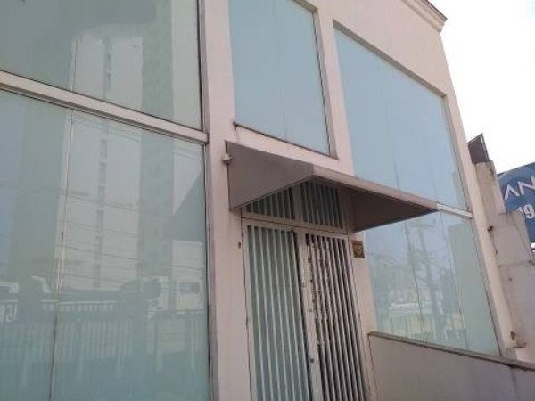 Prédio Inteiro - Foto 1