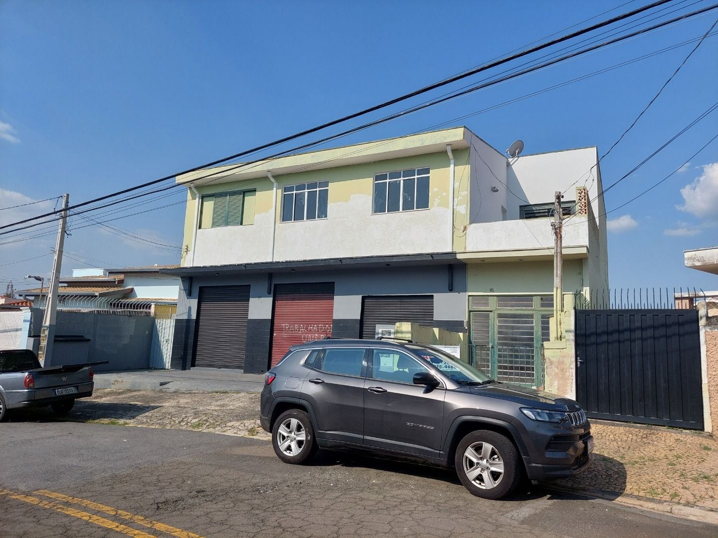 Prédio Inteiro - Foto 1