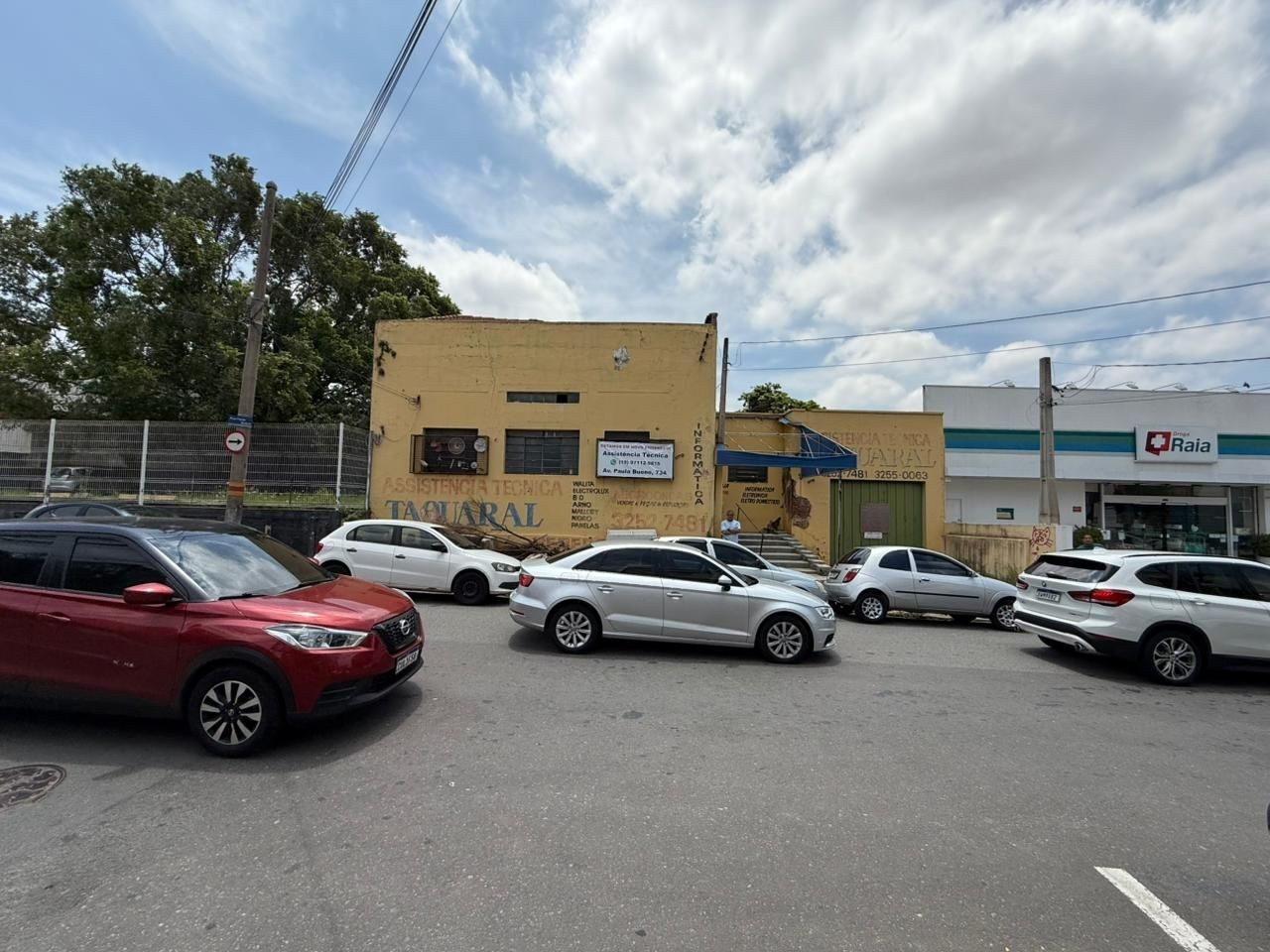 Loteamento e Condomínio, 555 m² - Foto 1