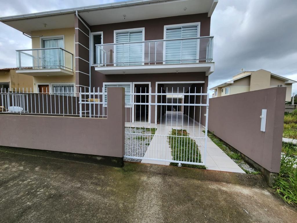 CASA RESIDENCIAL em SÃO JOSÉ - SC, FORQUILHAS