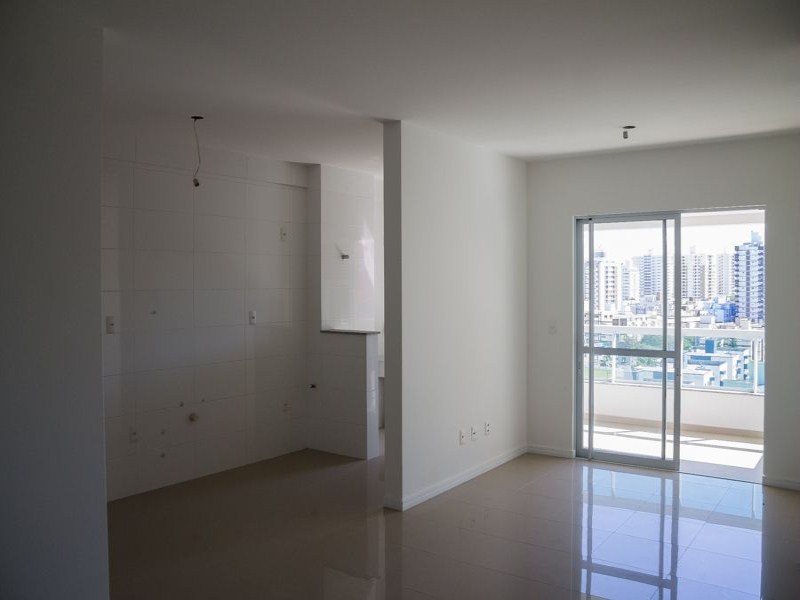 2 DORM/ 1 SUÍTE - PRÓXIMO DA BAIRA MAR DE SÃO JOSÉ - SC