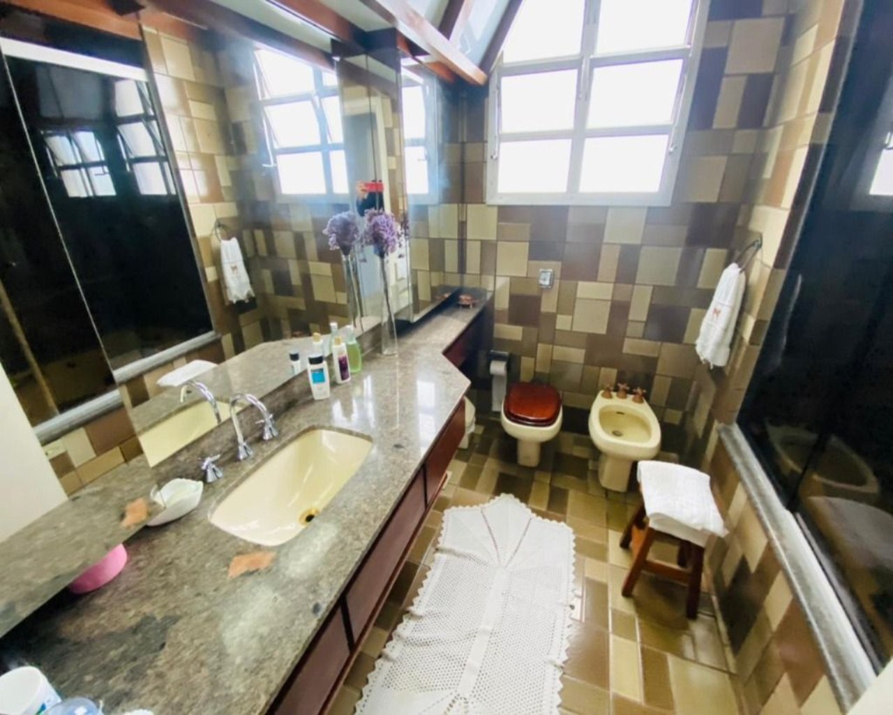 Apartamento à venda com 3 quartos, 160m² - Foto 4