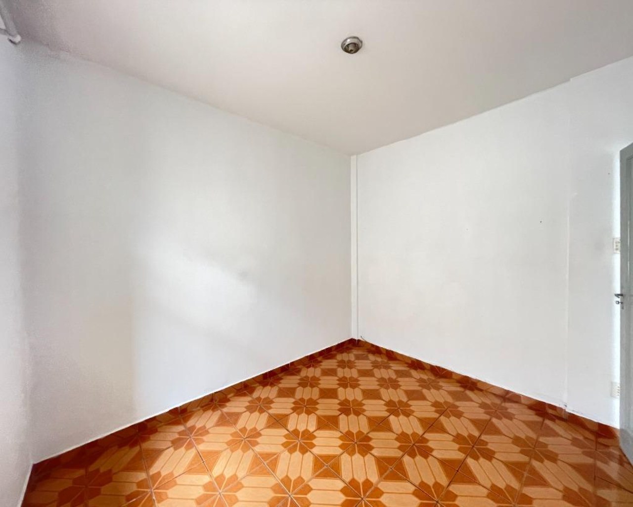 Apartamento à venda com 2 quartos, 65m² - Foto 4