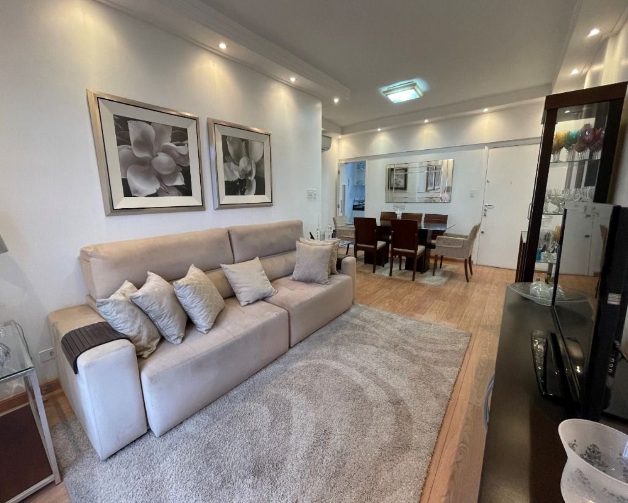 Apartamento, 3 quartos, 110 m² - Foto 1